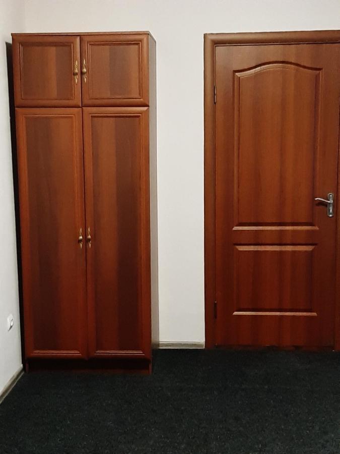 Apartment On Lermontova 35A Mukatschewo Exterior foto
